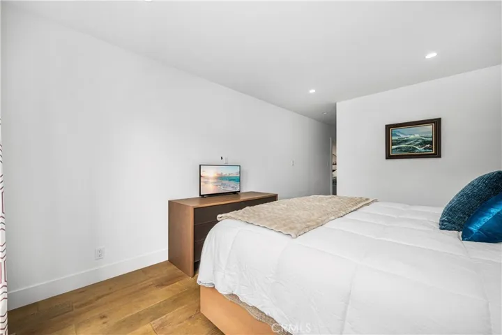 3945 Gondar Avenue, Long Beach, California 90808