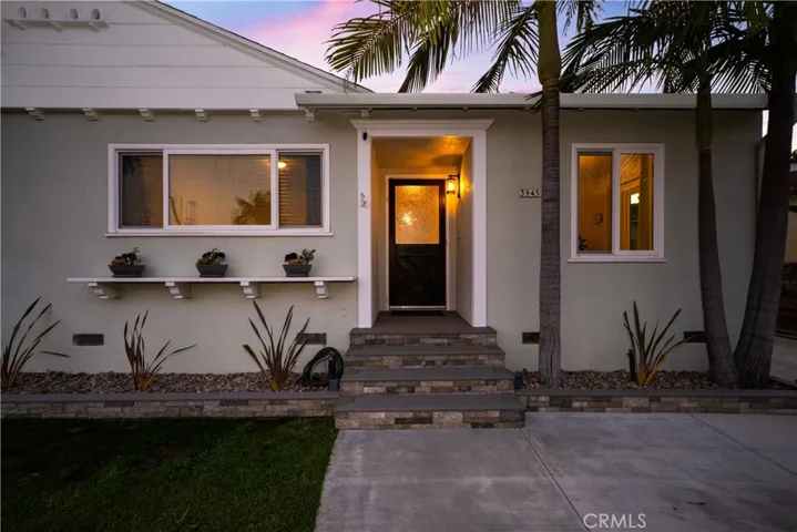 3945 Gondar Avenue, Long Beach, California 90808