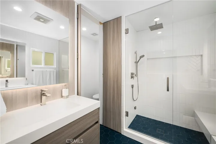 3945 Gondar Avenue, Long Beach, California 90808