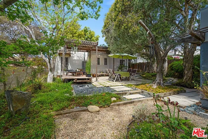 2138 Holmby Avenue, Los Angeles, California 90025