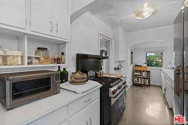 2138 Holmby Avenue, Los Angeles, California 90025