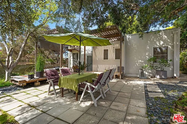 2138 Holmby Avenue, Los Angeles, California 90025