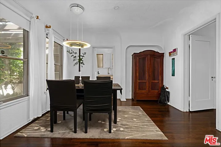 2138 Holmby Avenue, Los Angeles, California 90025