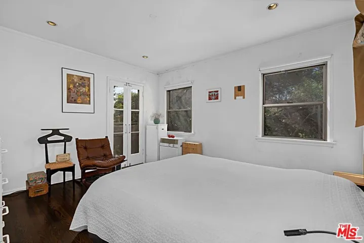 2138 Holmby Avenue, Los Angeles, California 90025