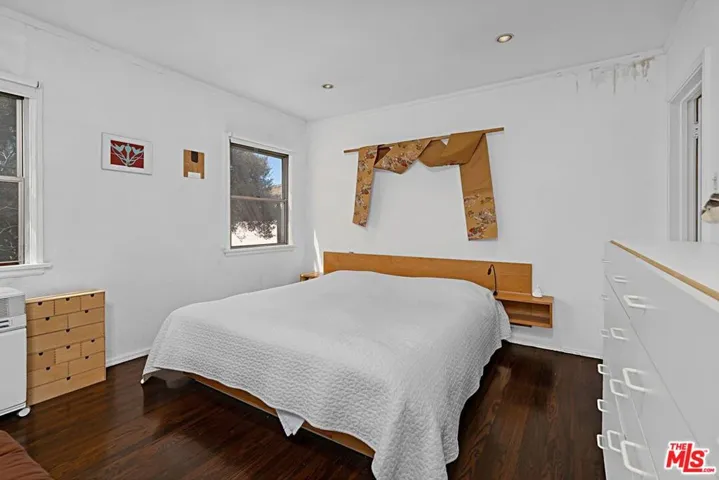 2138 Holmby Avenue, Los Angeles, California 90025