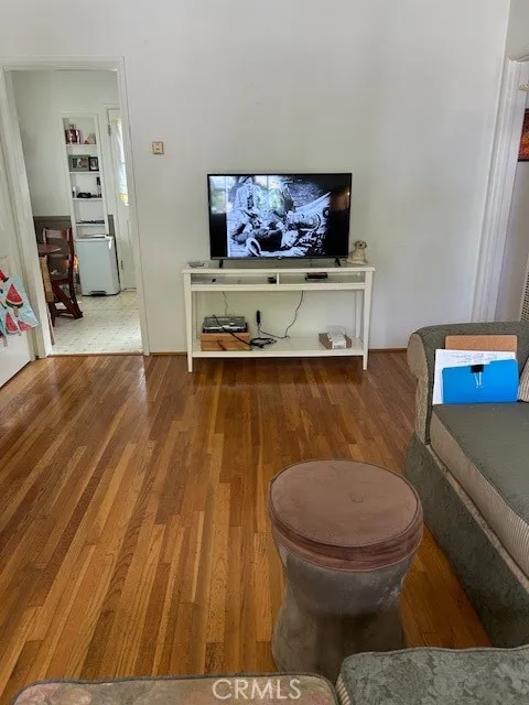 2 bed living room hardwood floors