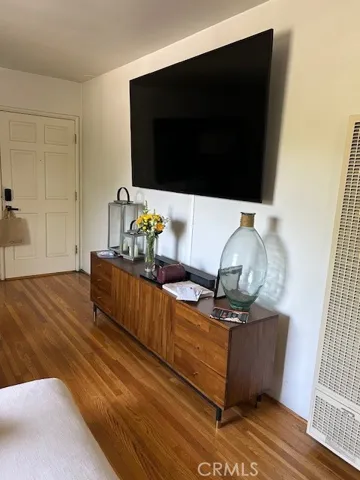 1 bed living room