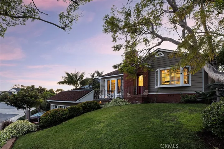 130 W Avenida San Antonio, San Clemente, California 92672
