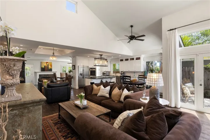 130 W Avenida San Antonio, San Clemente, California 92672