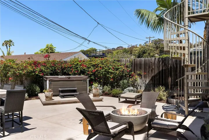 130 W Avenida San Antonio, San Clemente, California 92672