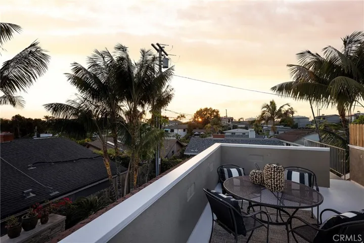 130 W Avenida San Antonio, San Clemente, California 92672