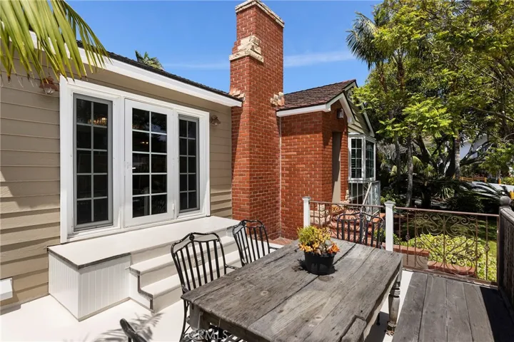 130 W Avenida San Antonio, San Clemente, California 92672