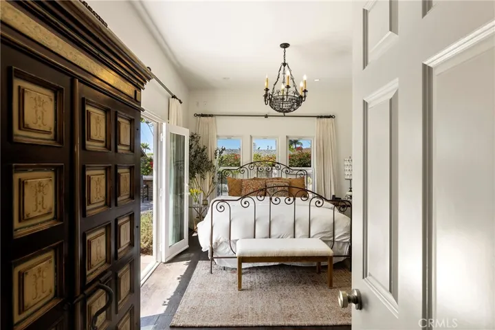 130 W Avenida San Antonio, San Clemente, California 92672