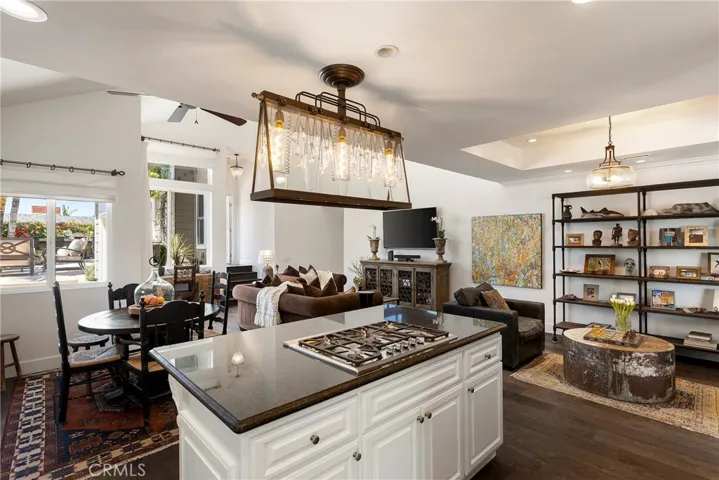 130 W Avenida San Antonio, San Clemente, California 92672
