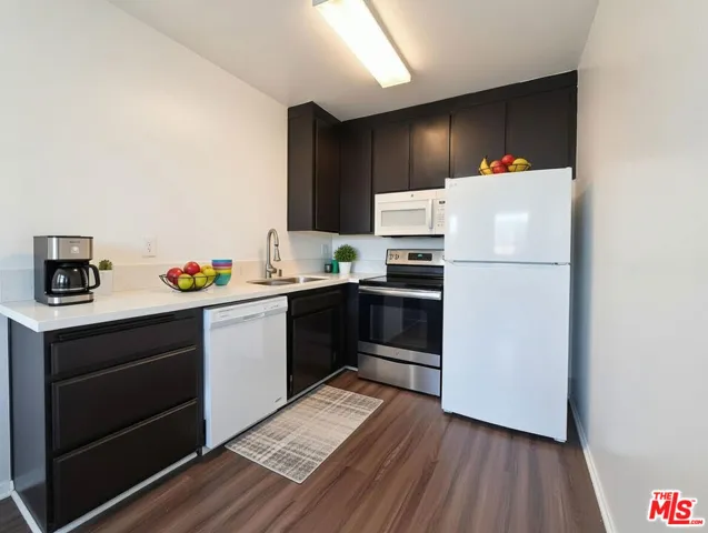 1125 W 36th Place #1, Los Angeles, California 90007