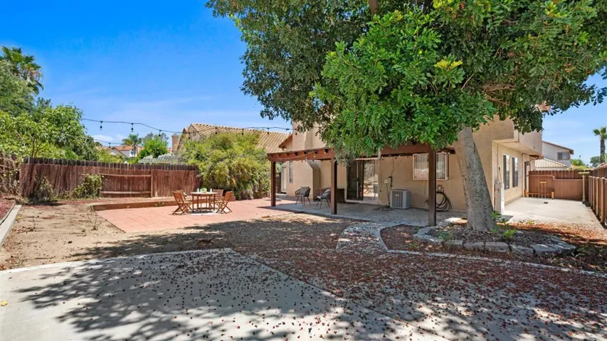 39701 Kilkare Circle, Murrieta, California 92562