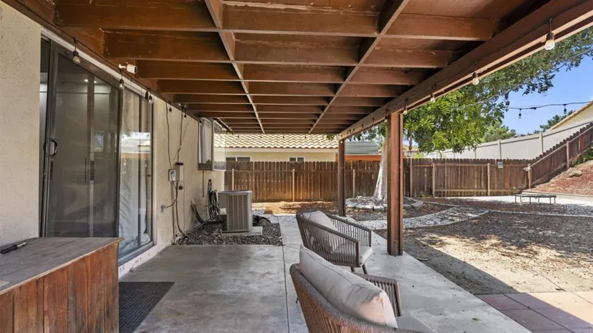 39701 Kilkare Circle, Murrieta, California 92562