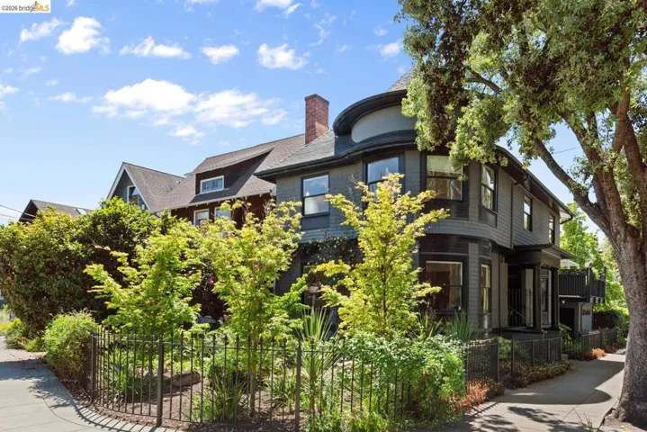 2520 Russell St, Berkeley, California 94705