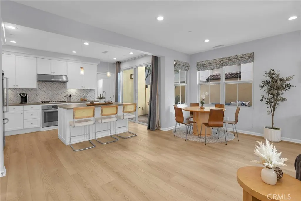 Entertaining Room