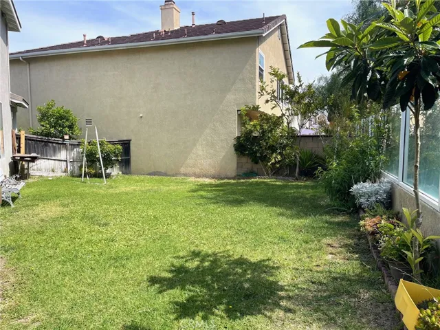 1294 S Springwood, Anaheim Hills, California 92808