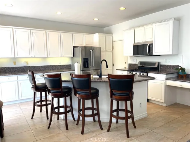 1294 S Springwood, Anaheim Hills, California 92808