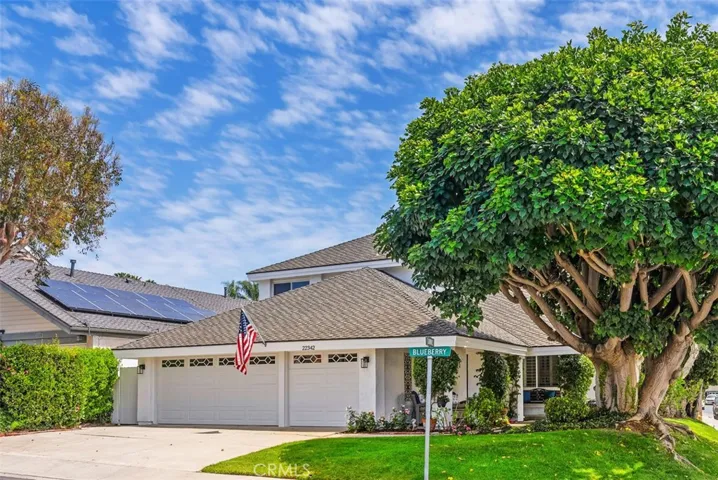 A sprawling corner lot that offers the luxury of space.  Cul-de-sac location!