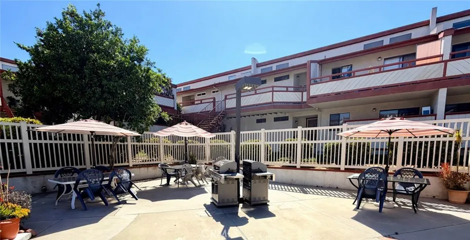 Barbecue and sitting area