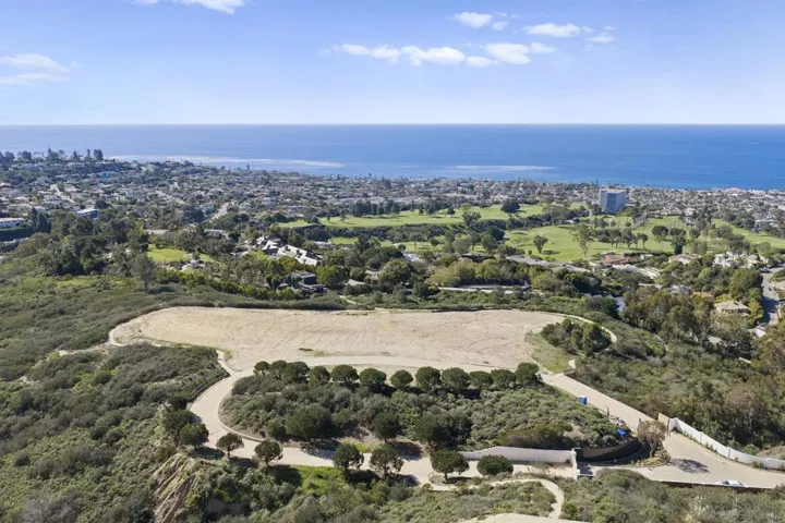 7151 Romero Loop, La Jolla, California 92037