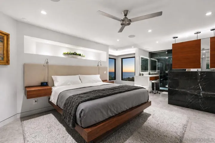 Remove scaffolding from photos, and change the bed spread