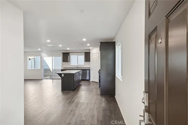 Photos not of exact home, but same floorplan>>>>