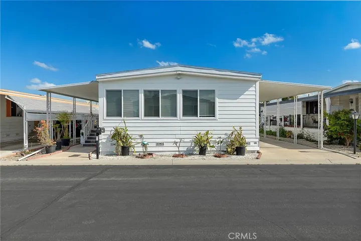 10200 Bolsa 34, Westminster, California 92683