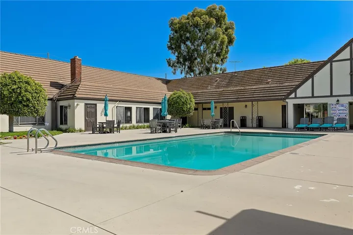 10200 Bolsa 34, Westminster, California 92683