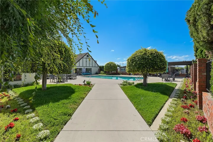 10200 Bolsa 34, Westminster, California 92683