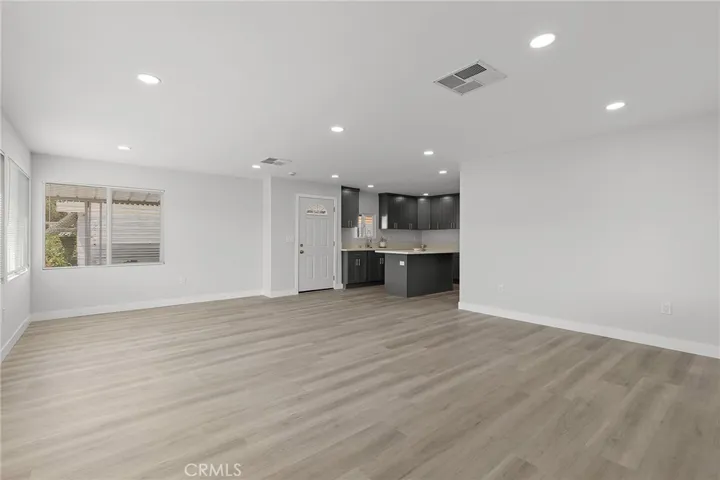 10200 Bolsa 34, Westminster, California 92683