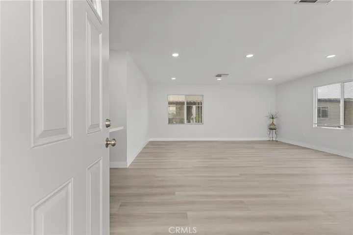 10200 Bolsa 34, Westminster, California 92683