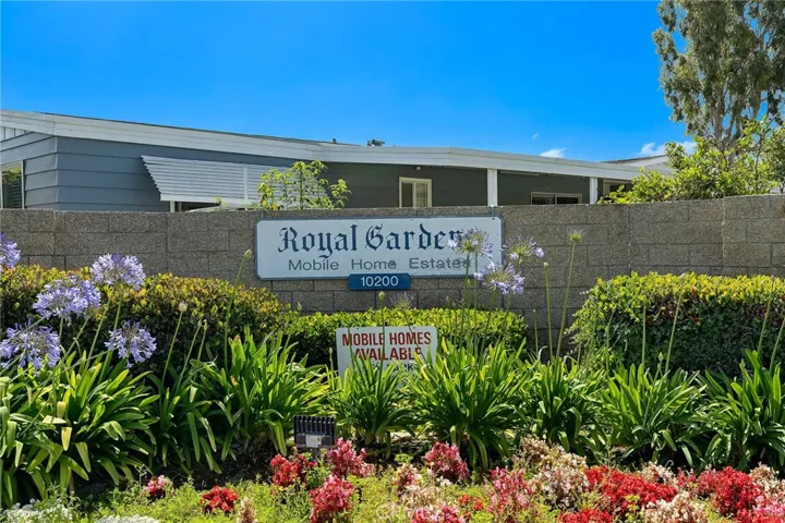 10200 Bolsa 34, Westminster, California 92683