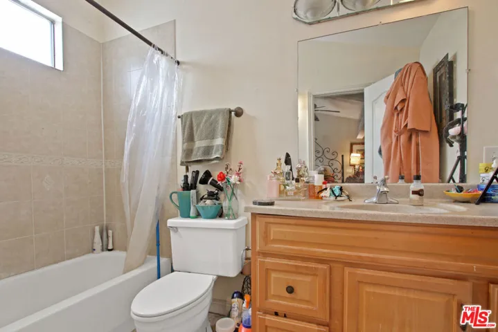 Upstairs Ensuite For Bdrm# 3
