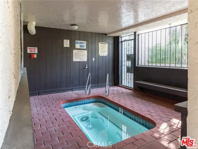 Private Spa Jacuzzi