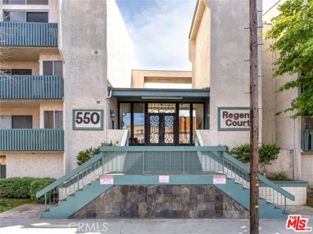 Front Entrance Straight View