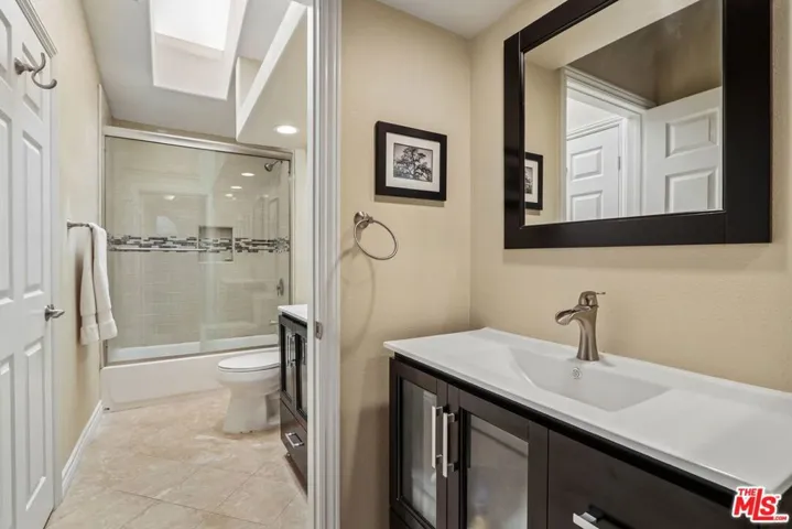 22222 Horizon Place, Chatsworth, California 91311
