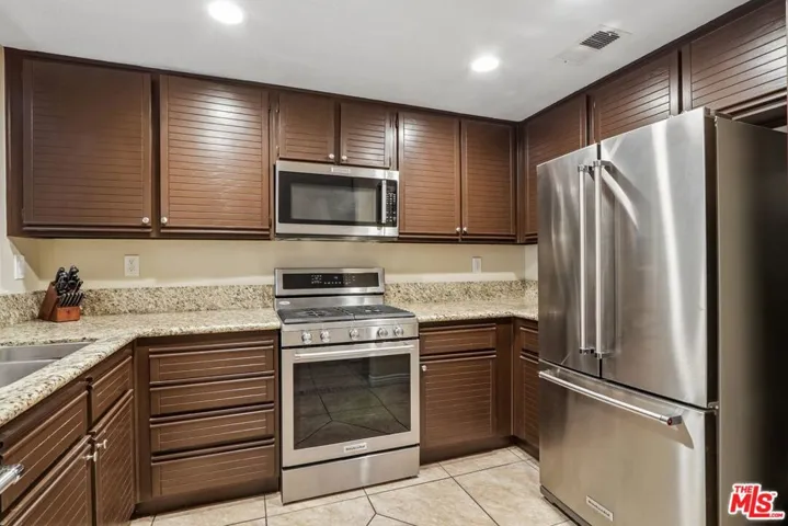22222 Horizon Place, Chatsworth, California 91311