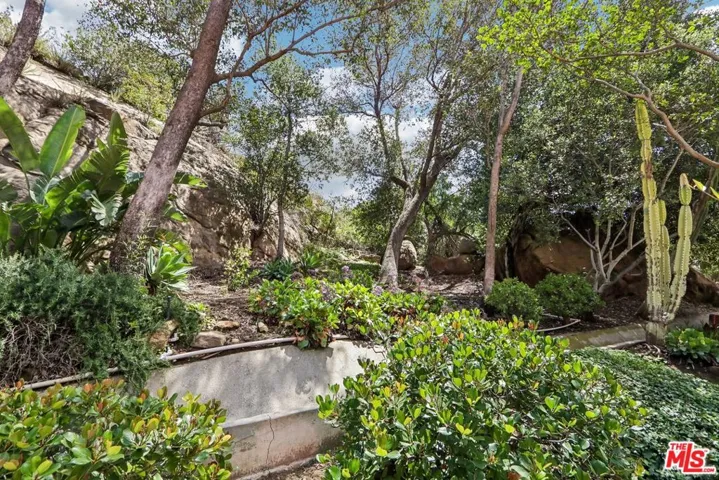 22222 Horizon Place, Chatsworth, California 91311
