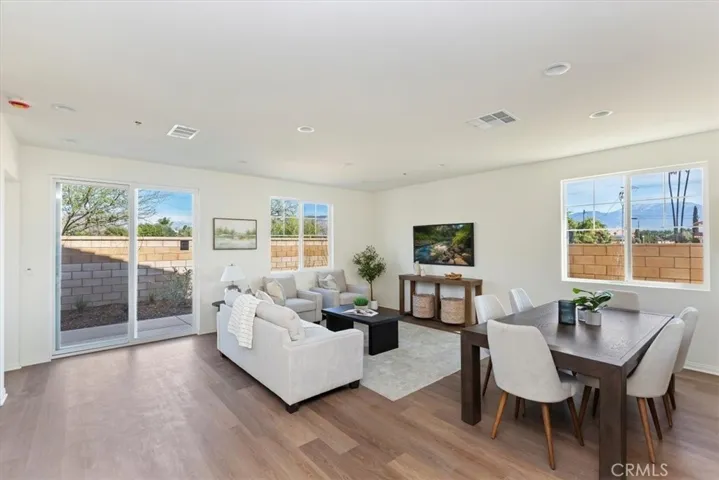 1991 Nathan Lane, San Jacinto, California 92582
