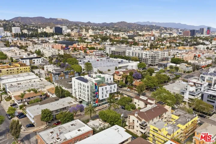 7154 Lexington Avenue, West Hollywood, California 90046