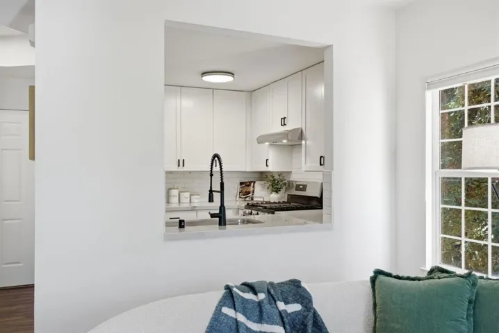 418 E Evelyn Avenue 202, Sunnyvale, California 94086