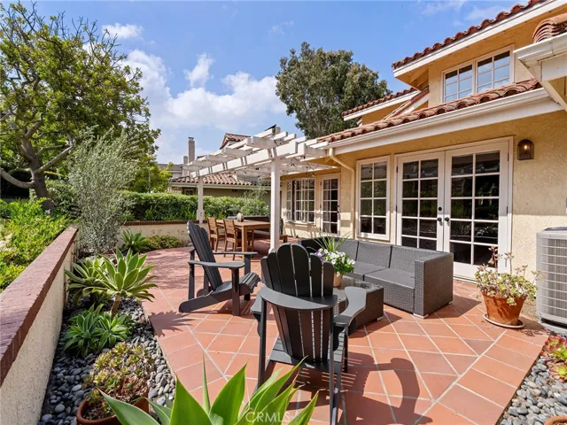 16 Sausalito W, Manhattan Beach, California 90266