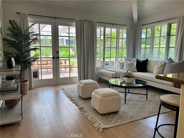 16 Sausalito W, Manhattan Beach, California 90266