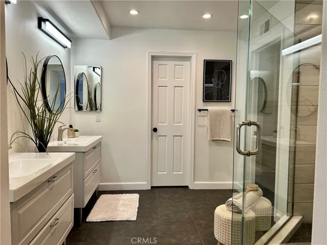 16 Sausalito W, Manhattan Beach, California 90266