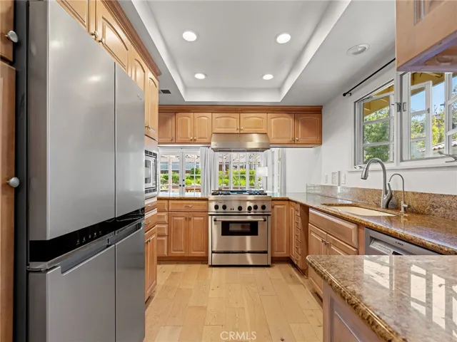 16 Sausalito W, Manhattan Beach, California 90266