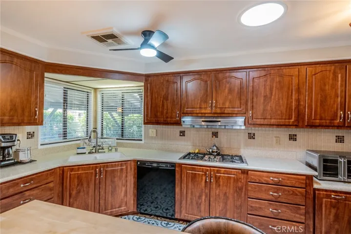 38325 Via Ventoso, Murrieta, California 92563